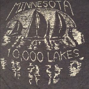 Chubbies 10,000 Lakes T-Shirt -Men’s XL